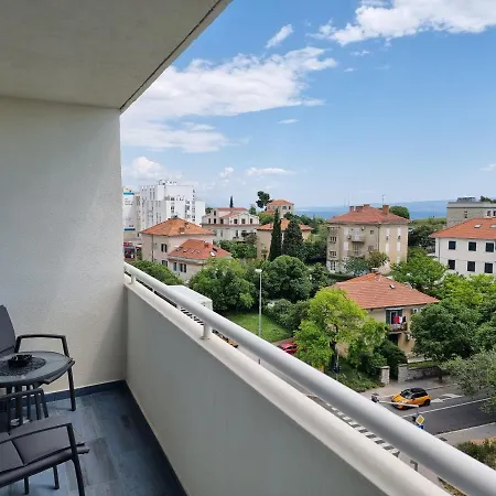 Apartman Nike דירה *